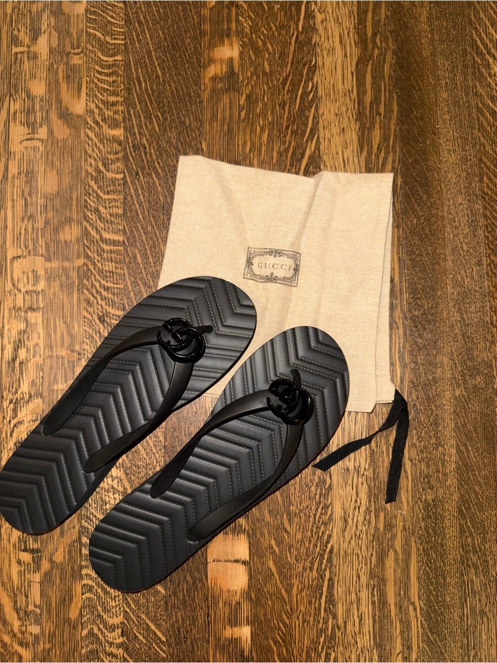 NWT Gucci Pascar GG Platform Flip Flop- size 42